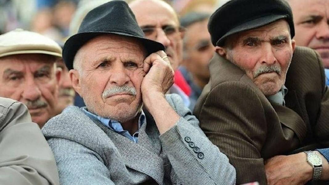 Ünlü ekonomist net rakam verdi! En düşük emekli zammı belli oldu 6